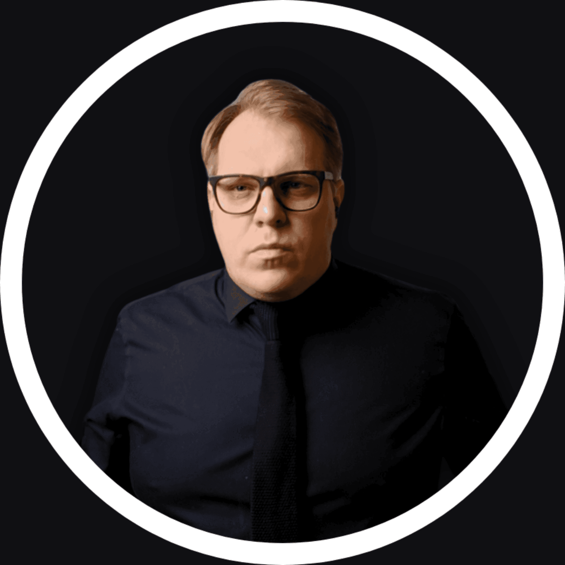 Daniel Fadelay, technical trading coach and founder of CORE-5 Tradecraft™, professional portrait for trading education site